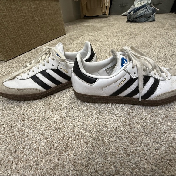 Adidas sambas White and Black Sneakers Low-Top Athletic Shoes (women’s 7) - Picture 3 of 8